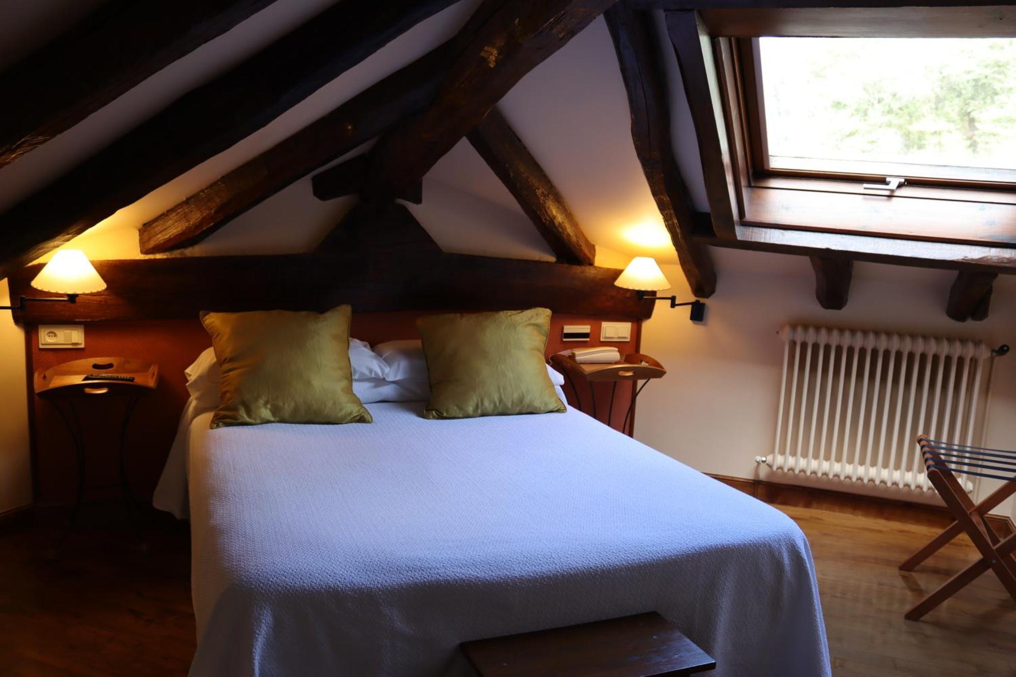 Hotel Rural Irigoienea Urdax エクステリア 写真