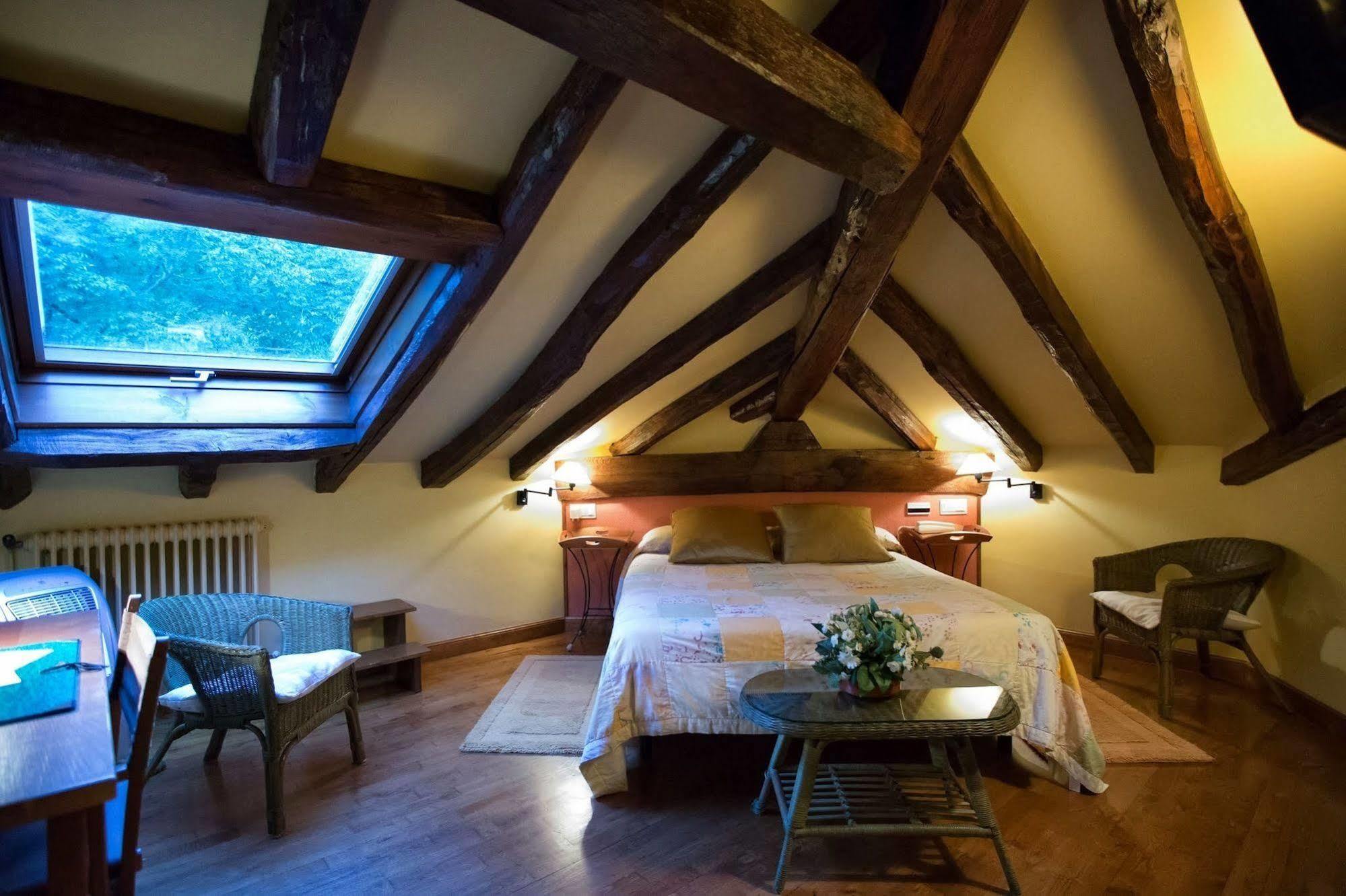 Hotel Rural Irigoienea Urdax エクステリア 写真