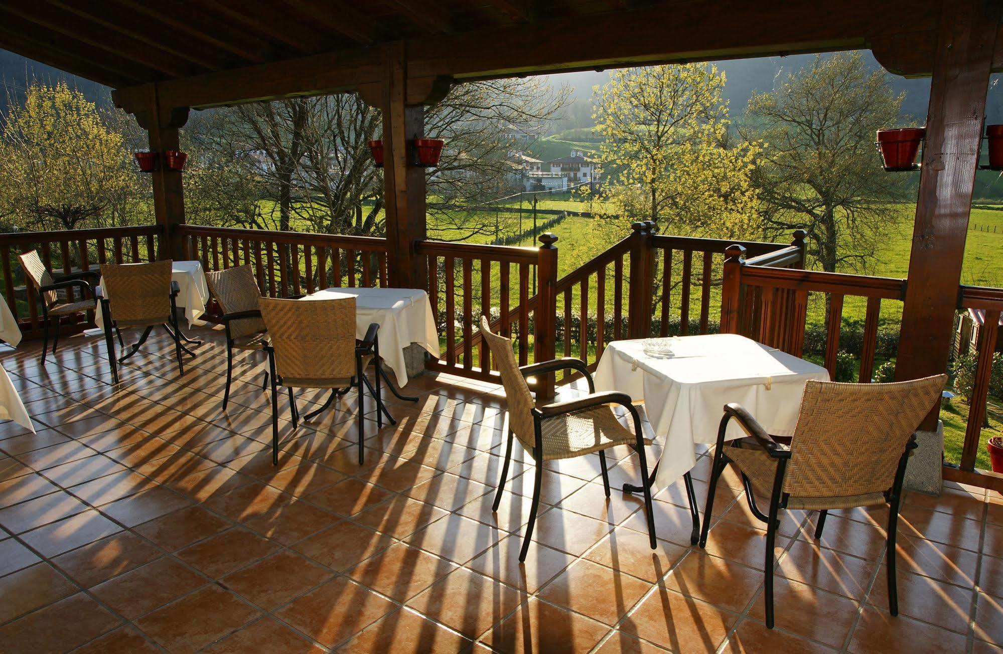Hotel Rural Irigoienea Urdax エクステリア 写真